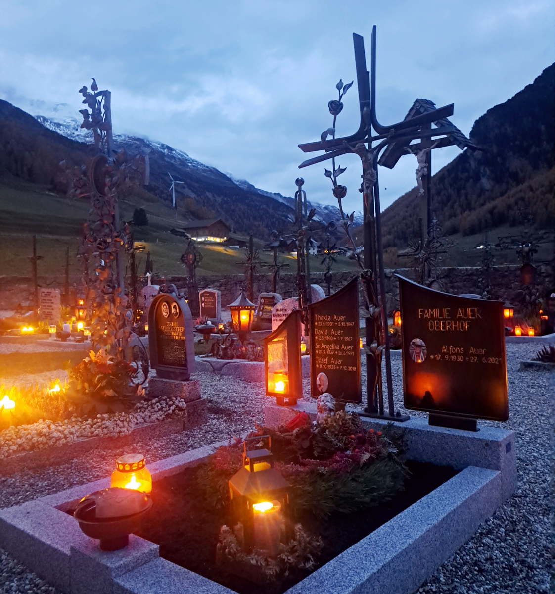 Allerheiligen am Bergfriedhof in Rein